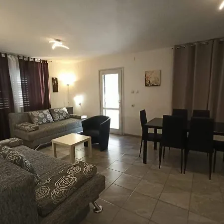 Apartmán Lojan *